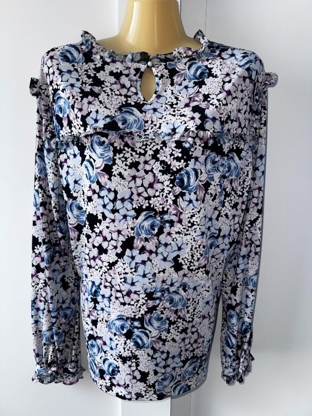 Karl Lagerfeld Paris Floral Blouse Large L Ruffle Trim Keyhole Long Sleeve Top